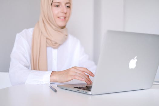 From Code to Company: Navigating the Launch of Your Tech Venture